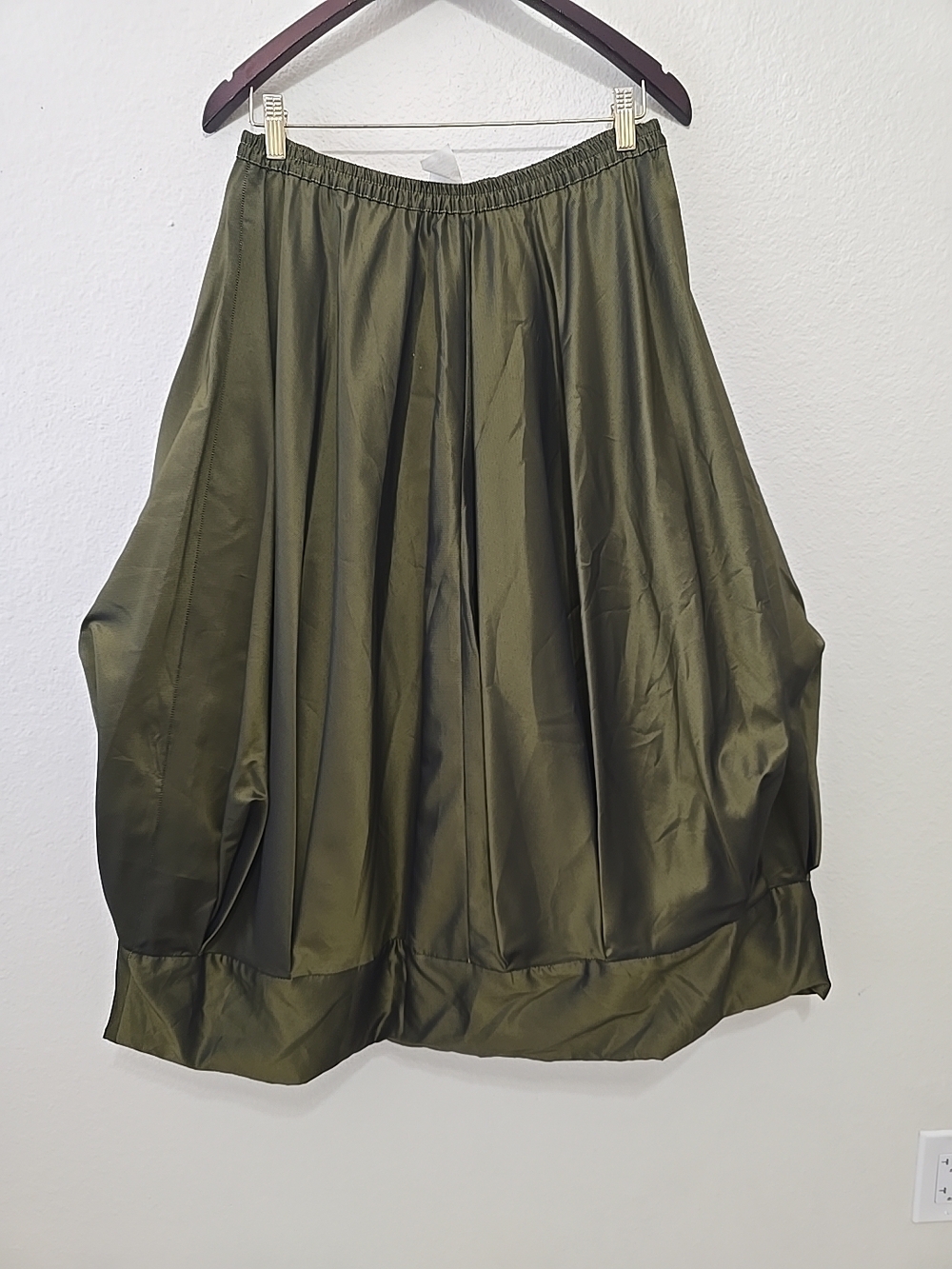 Lilith Made In‎ France Olive Green A-Line Full Midi Skirt with Elastic Waist